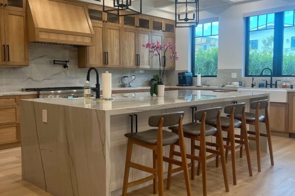 2025 XW04 Manhattan Beach Residential Interior Design